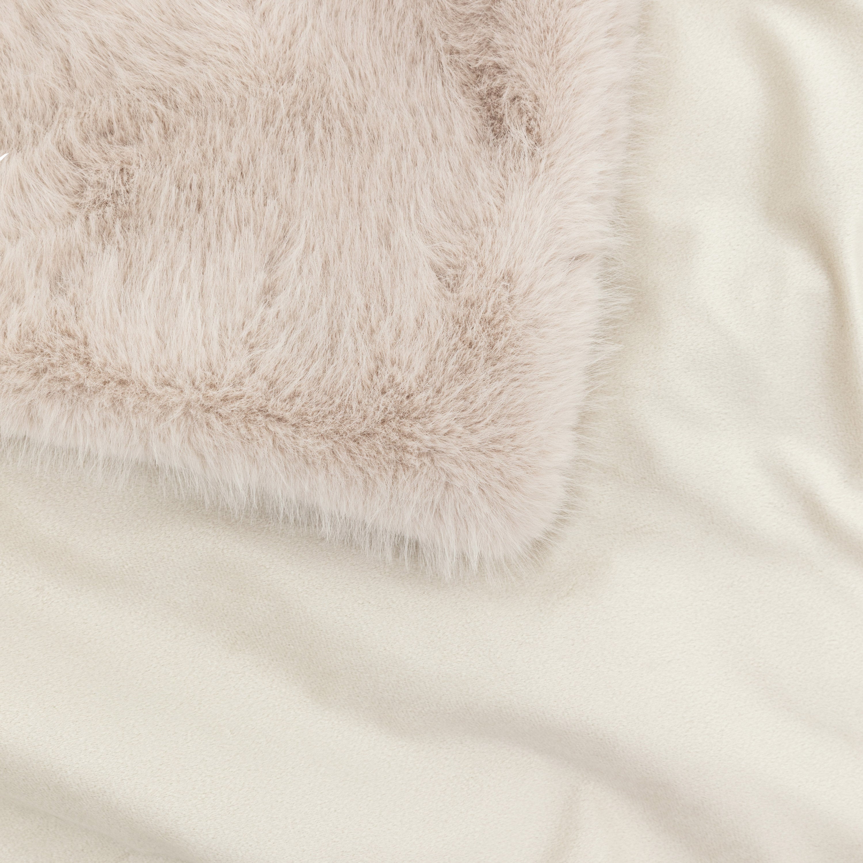 Marby Oatmeal Faux Fur Throw
